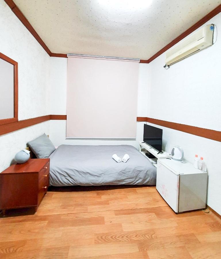 Healinghouse Peakjang Motel Buyeo Стая снимка